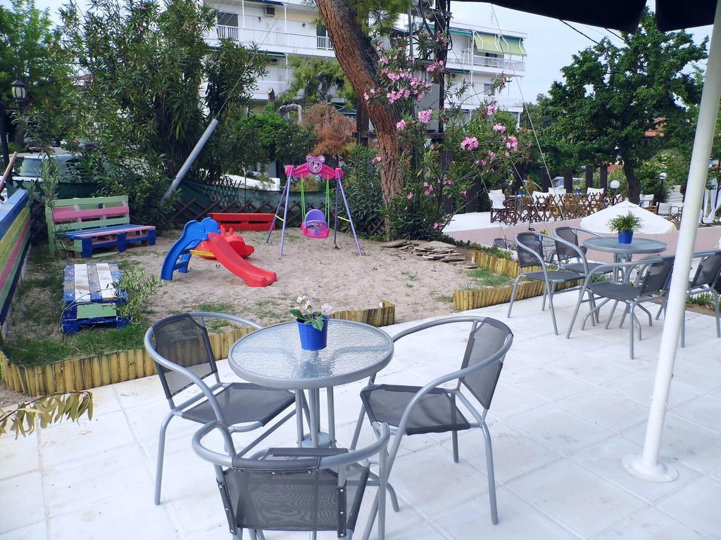Golden Beach Hotel Metamórfoszi Kültér fotó