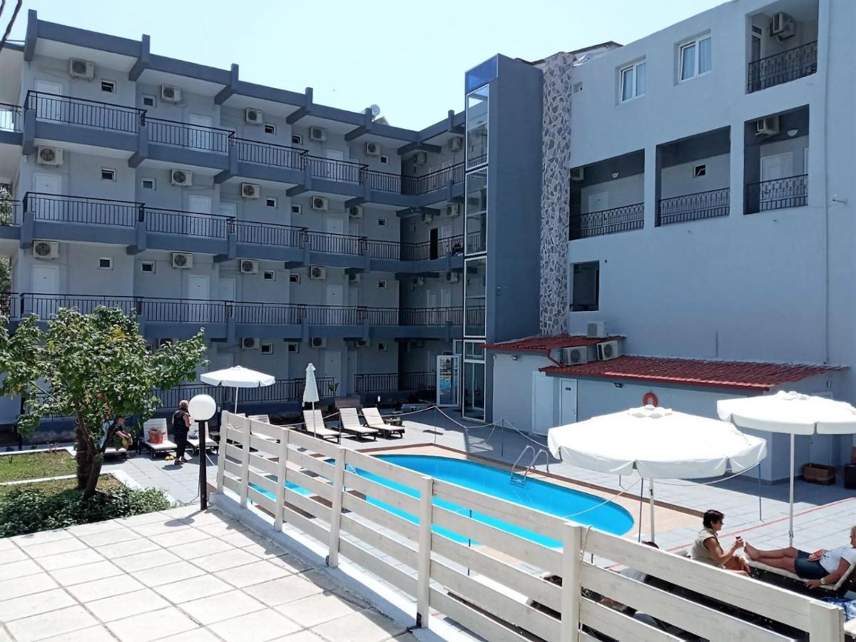 Golden Beach Hotel Metamórfoszi Kültér fotó